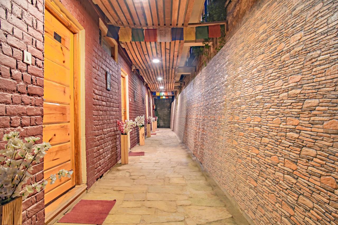 Hotel Echor - Yak And Yeti Ranikhet Almora Exterior foto